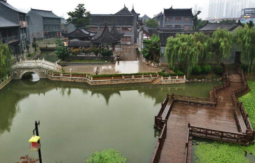 东北“小冻梨”探秘贺兰古岩画